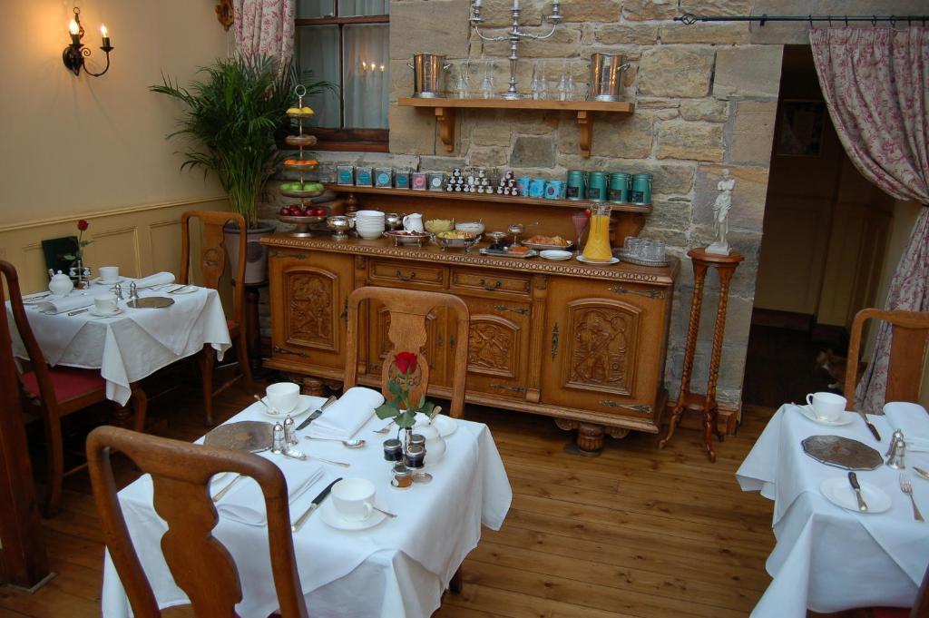 ¿Cuáles son los mejores hoteles cerca de Warkworth Castle & Hermitage? Amble Exterior foto
